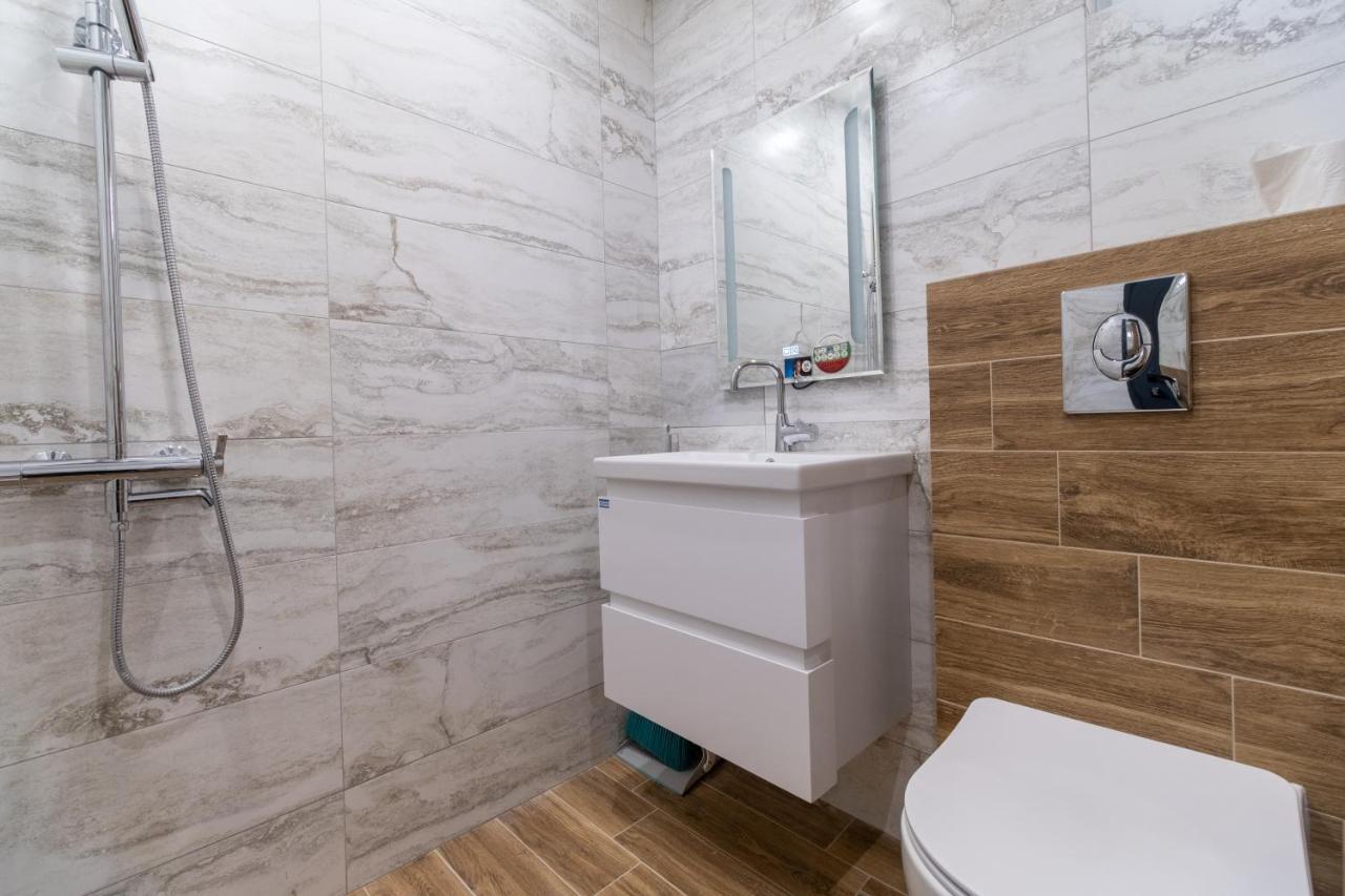 Chic 1Br Apartment With Balcony In Plovdiv Eksteriør billede