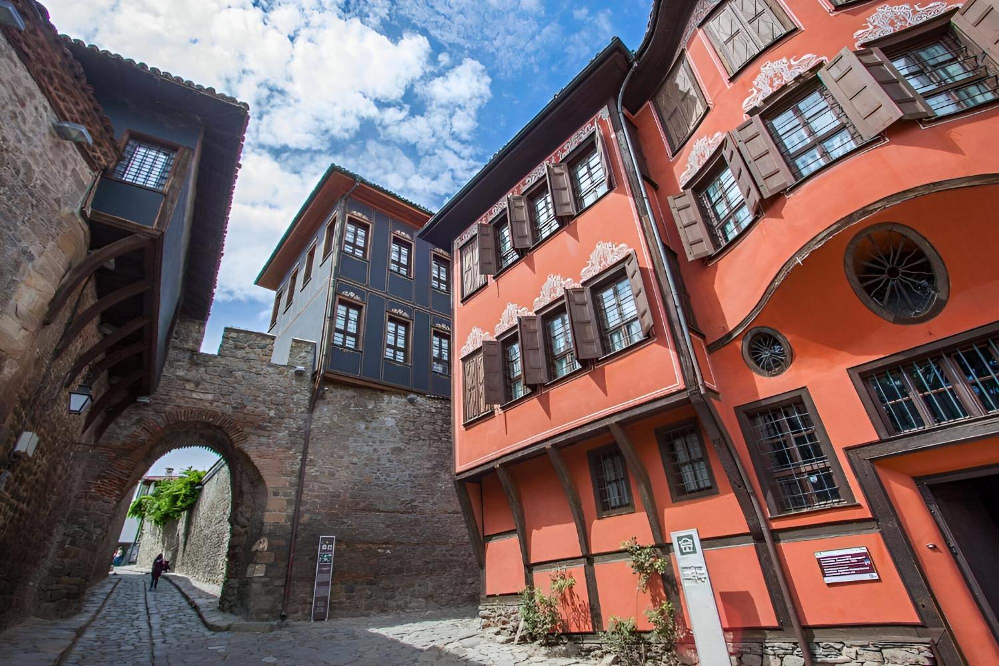 Chic 1Br Apartment With Balcony In Plovdiv Eksteriør billede
